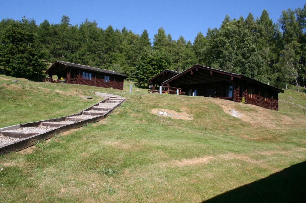 Highgarry Lodges Invergarry Exterior photo